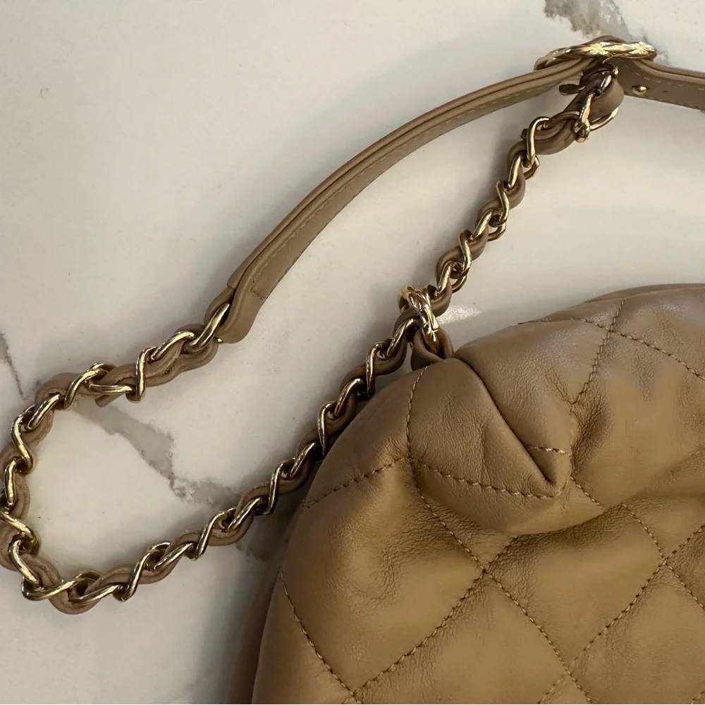 Chanel backpack - Picture 7 of 13